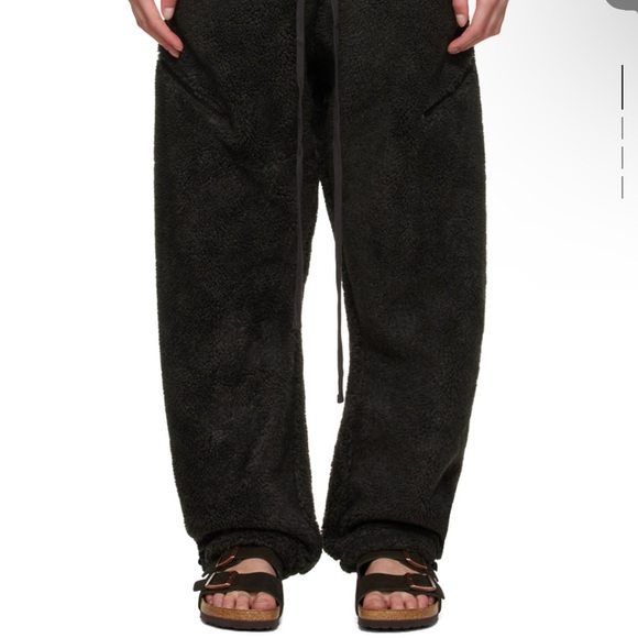 FEAR OF GOD ESSENTIALS Sweatpants - Picture 2 of 4